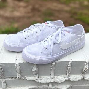 Nike Blazer Low ‘77 Jumbo (Canvas White-On-White) Tennis Shoe Women’s Size 11